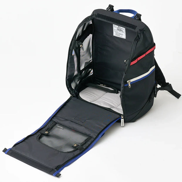 L-Frame Pet Travel Backpack – Lightweight, Foldable, Spacious & Stylish Carrier for Cats and Small Dogs
